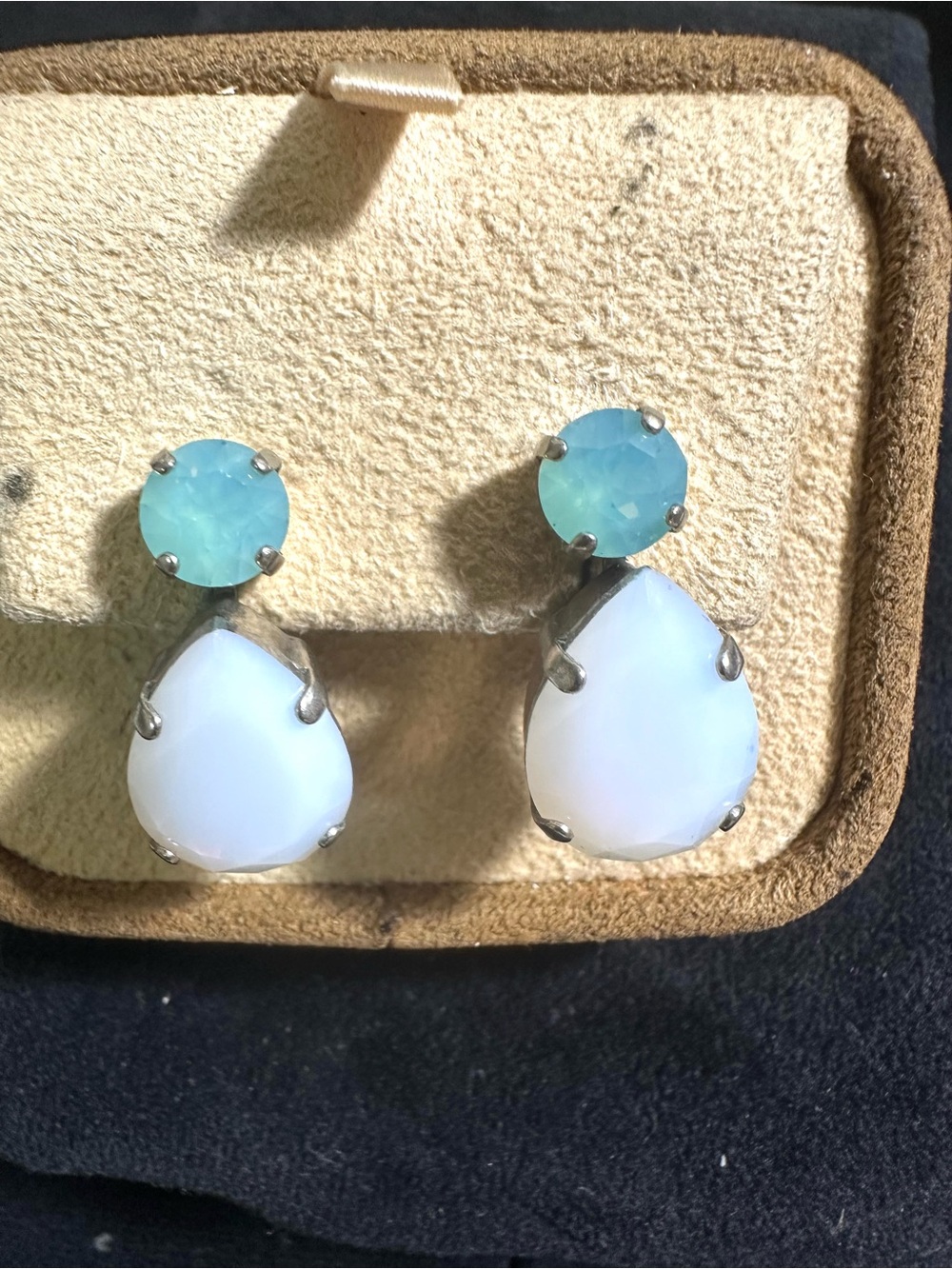 Vtg: SORRELLI Earrings - Picture 5 of 8